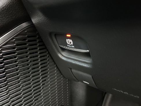 Used 2024 Jeep Grand Cherokee Overland image 19