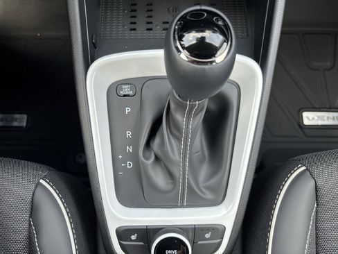 New 2026 Hyundai Venue SEL FWD image 21