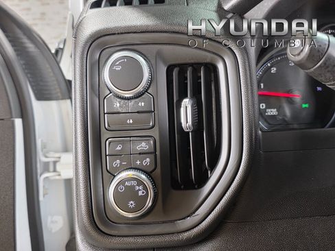 Used 2024 GMC Sierra 3500 Pro w/ Convenience Package image 16