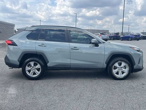 Used 2022 Toyota RAV4 XLE FWD image 14