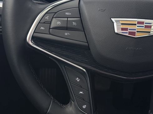 Used 2025 Cadillac XT5 Premium Luxury image 47