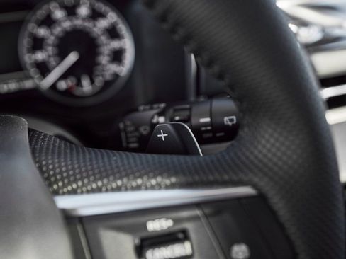 Used 2025 Mitsubishi Outlander SE FWD image 37