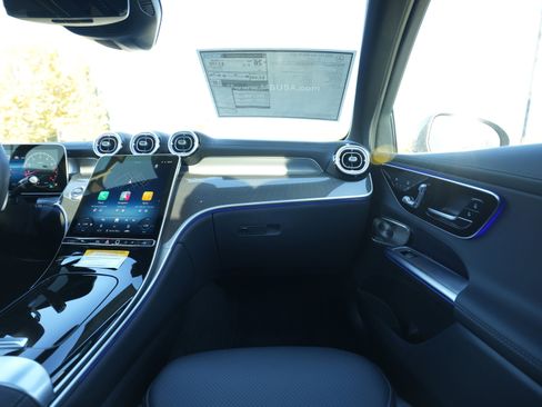 New 2026 Mercedes-Benz GLC 300 4MATIC image 24