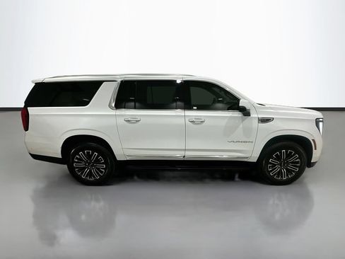 Used 2025 GMC Yukon XL Elevation w/ Technology Package RWD image 8