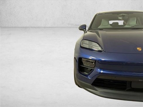 Certified 2024 Porsche Macan 4 Electric AWD/4WD image 12