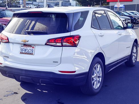 Used 2022 Chevrolet Equinox LS w/ LS Convenience Package image 19