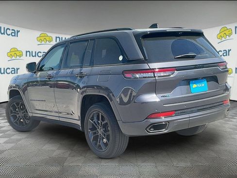 Used 2023 Jeep Grand Cherokee 30th Anniversary AWD/4WD image 4