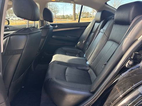 Used 2013 INFINITI G37 Journey w/ Premium Pkg image 26