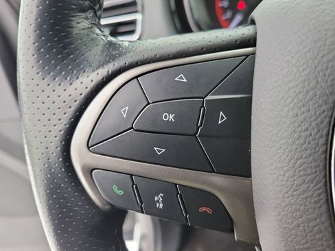 Used 2023 Dodge Durango SXT image 22