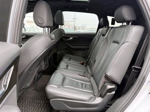 Used 2020 Audi Q7 2.0T Premium w/ Convenience Package image 14