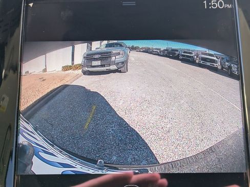 Used 2020 Volvo XC90 T5 Momentum w/ Protection Package Premier image 21