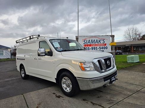 Used 2019 Nissan NV 3500 SL w/ Navigation Package image 3