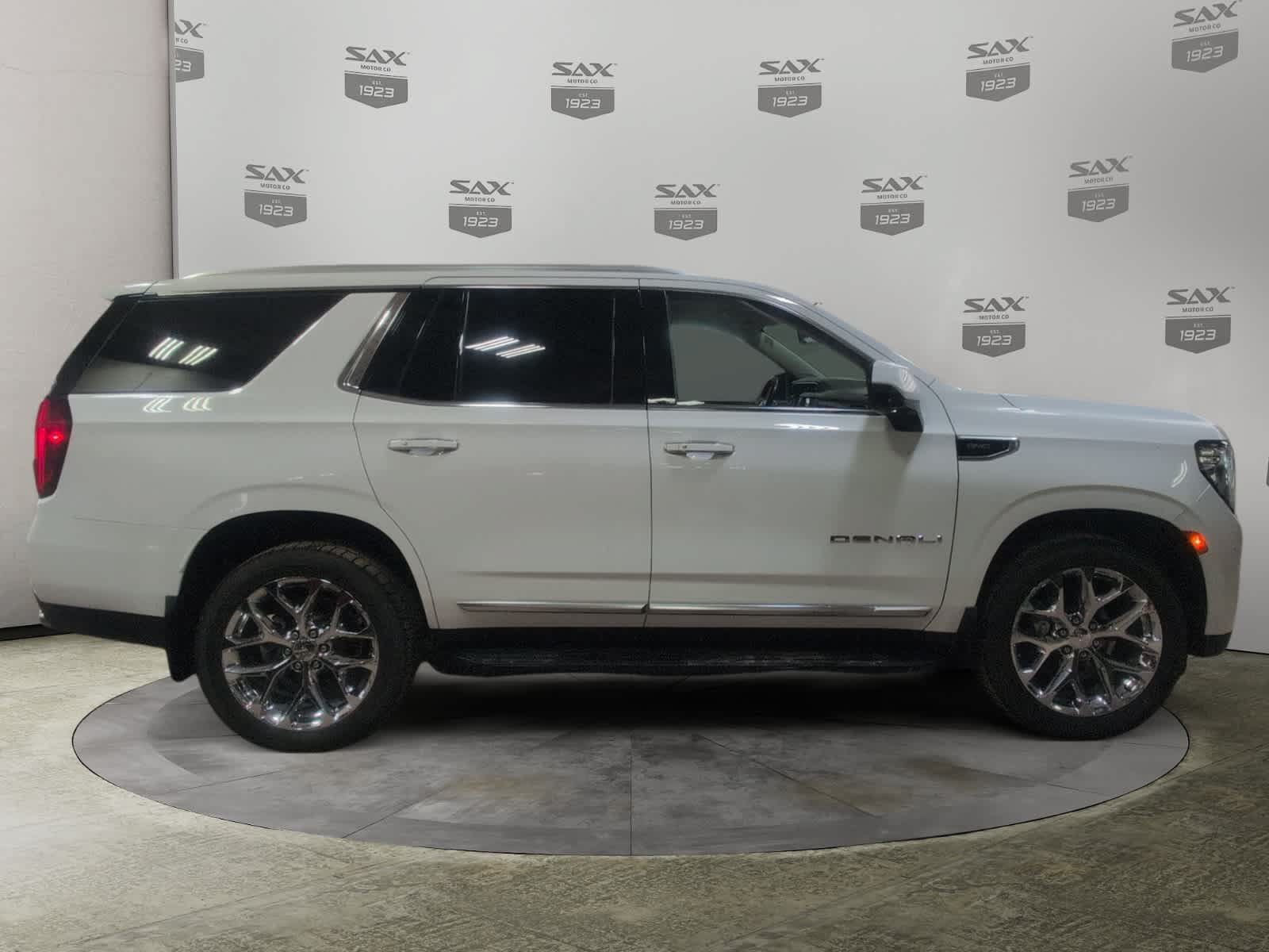 Used 2021 GMC Yukon Denali AWD/4WD image 6