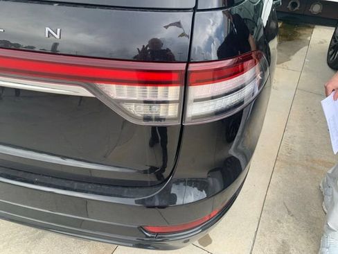 Used 2023 Lincoln Aviator Reserve w/ Equipment Group 201A AWD/4WD image 5