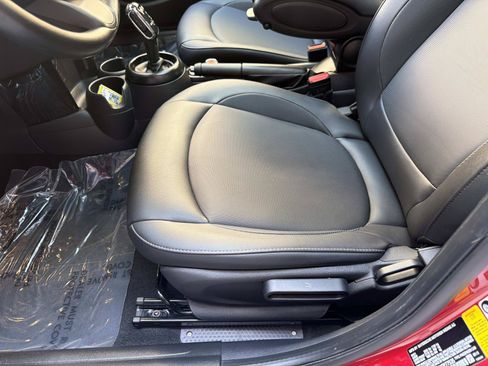 Used 2022 MINI Cooper 4-Door Hardtop FWD image 14
