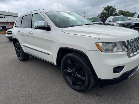 Used 2012 Jeep Grand Cherokee Overland AWD/4WD image 12