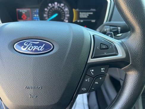 Used 2020 Ford Fusion SE AWD/4WD image 27
