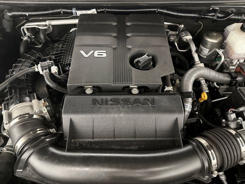 Used 2022 Nissan Frontier SV image 23