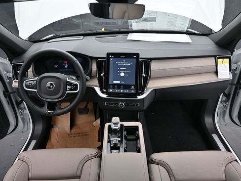 New 2026 Volvo XC90 B6 Ultra image 22