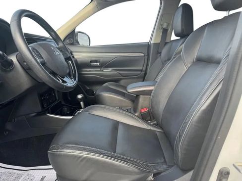 Used 2020 Mitsubishi Outlander SEL FWD image 9