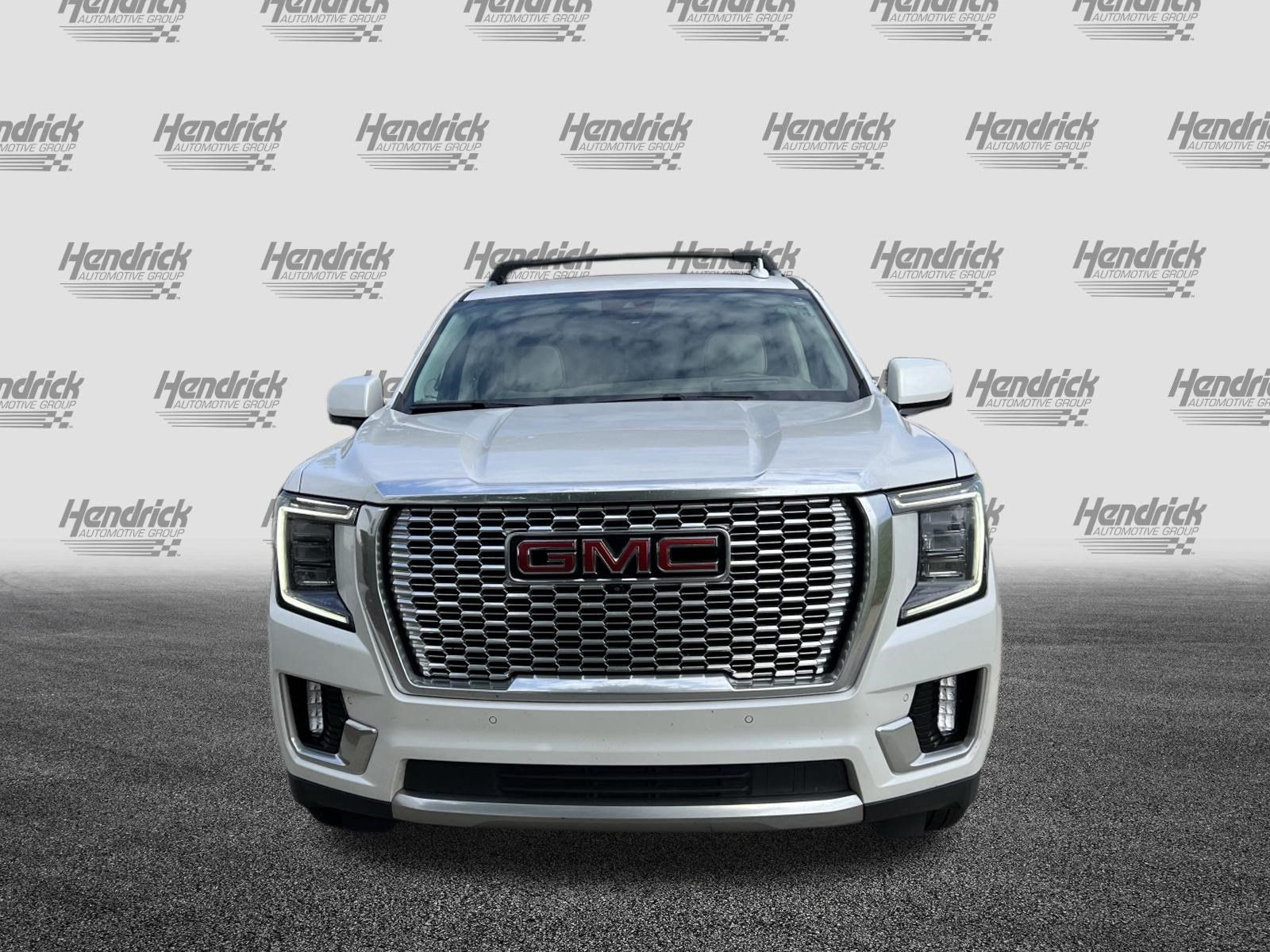 Used 2023 GMC Yukon Denali w/ Denali Reserve Package AWD/4WD image 3