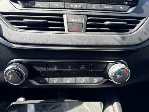 Used 2022 Nissan Altima 2.5 SR FWD image 23