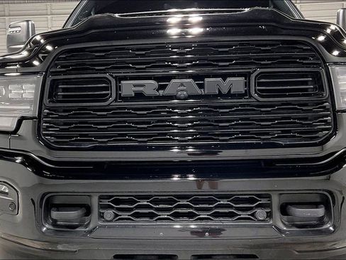 Used 2024 RAM 2500 Limited AWD/4WD image 35