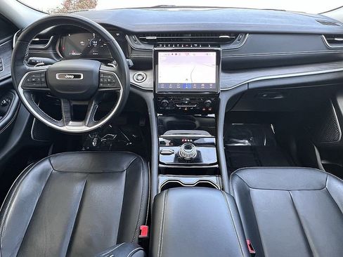 Used 2022 Jeep Grand Cherokee Limited AWD/4WD image 10