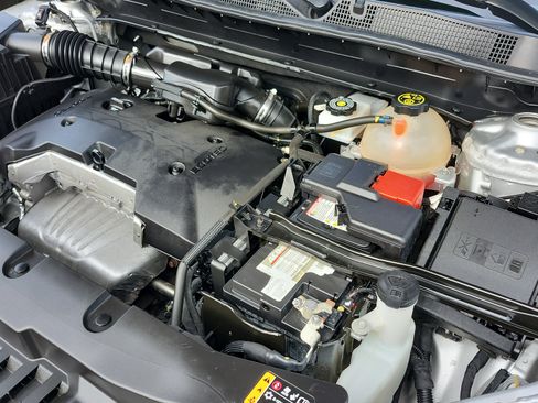 Used 2021 Chevrolet Blazer LT w/ Midnight/Sport Edition image 32