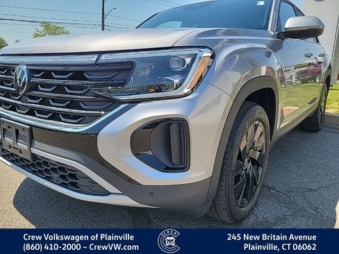 Certified 2024 Volkswagen Atlas Cross Sport SE AWD/4WD image 24
