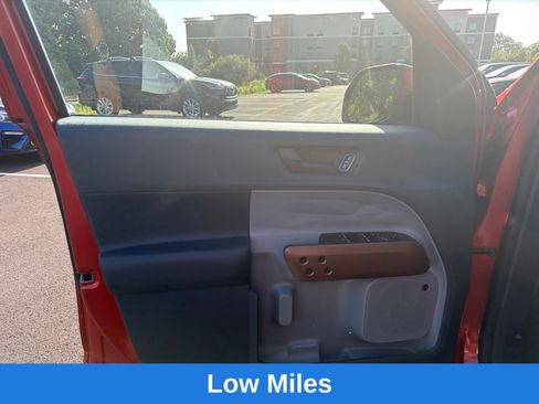 Used 2023 Ford Maverick Lariat w/ Lariat Luxury Package FWD image 13