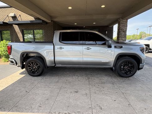 Used 2026 GMC Sierra 1500 Elevation AWD/4WD image 5