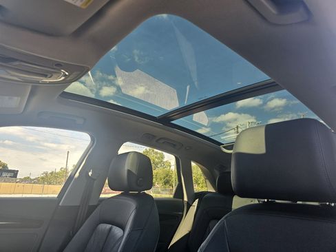 Used 2018 Audi Q5 2.0T Premium Plus w/ Premium Plus Package image 40