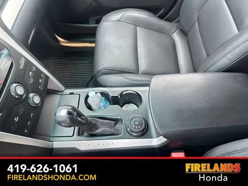 Used 2015 Ford Explorer XLT w/ Equipment Group 202B AWD/4WD image 27