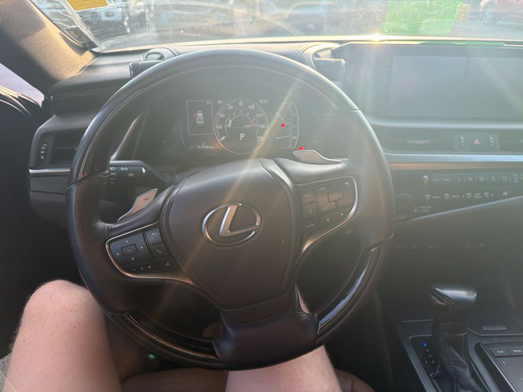 Used 2019 Lexus ES 350 w/ Premium Package FWD image 17