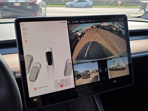 Used 2022 Tesla Model Y Long Range AWD/4WD image 30