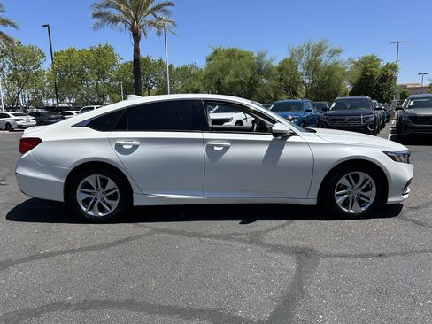 Used 2019 Honda Accord LX image 5