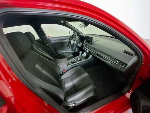 Used 2025 Honda Civic Sport image 29