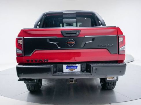 Used 2021 Nissan Titan PRO-4X w/ Pro-4x Convenience Package AWD/4WD image 5
