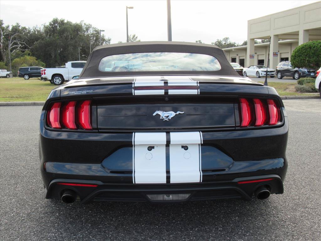 Used 2021 Ford Mustang Premium RWD image 5