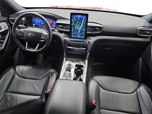 Used 2020 Ford Explorer ST w/ Premium Technology Package image 9