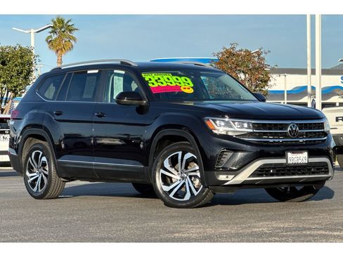 Used 2022 Volkswagen Atlas SEL image 2