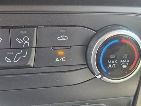 Used 2019 Ford EcoSport S FWD image 22