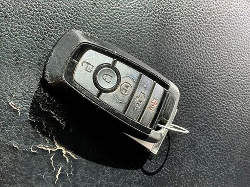 Used 2017 Ford F250 Lariat w/ Lariat Ultimate Package image 10