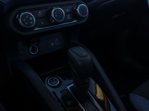 New 2025 Nissan Versa SV image 31