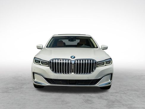 Used 2022 BMW 750i xDrive w/ Executive Package AWD/4WD image 7