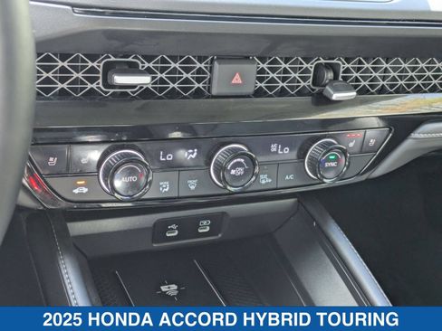 Used 2025 Honda Accord Touring image 25