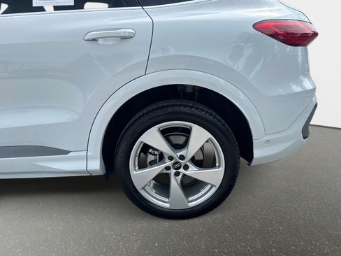 Certified 2025 Audi Q5 Premium Plus AWD/4WD image 10