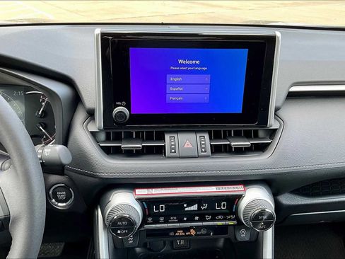 Used 2025 Toyota RAV4 XLE Premium image 6