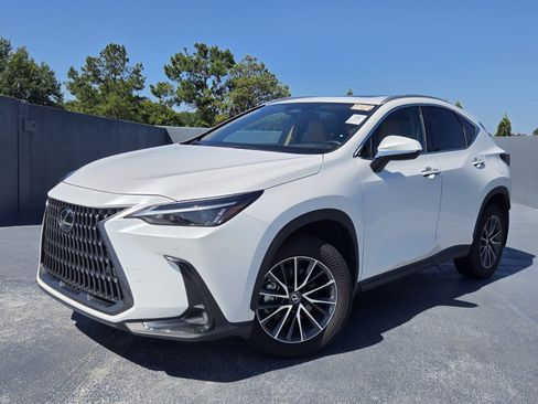 Used 2025 Lexus NX 250 FWD w/ Accessory Package (K3) image 1